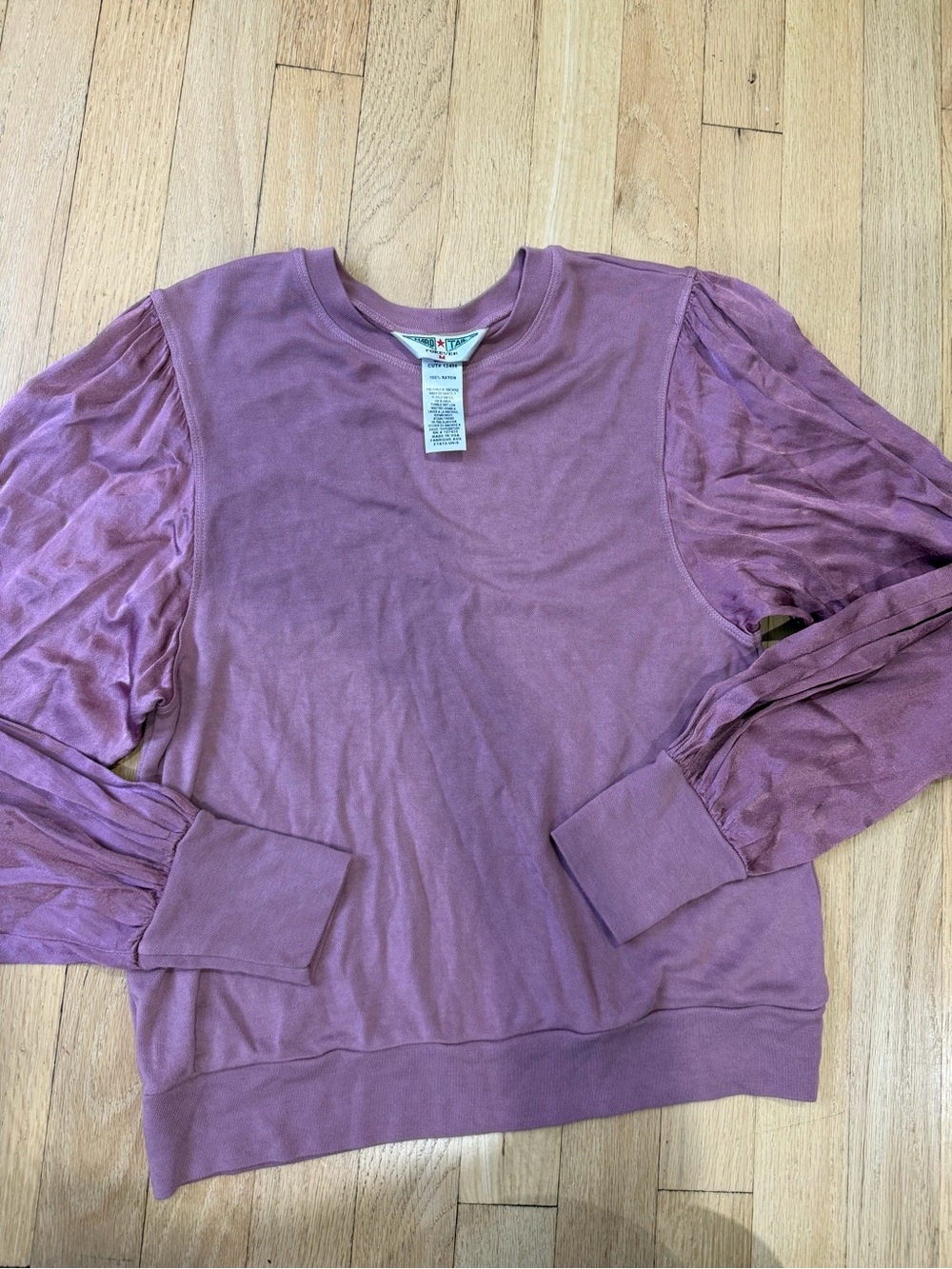 Hard Tail Mauve/Pink Rayon Top with Label
